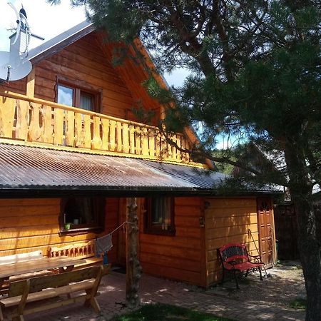 Cztery Pory Roku - Dom Villa Лутовиска Екстериор снимка
